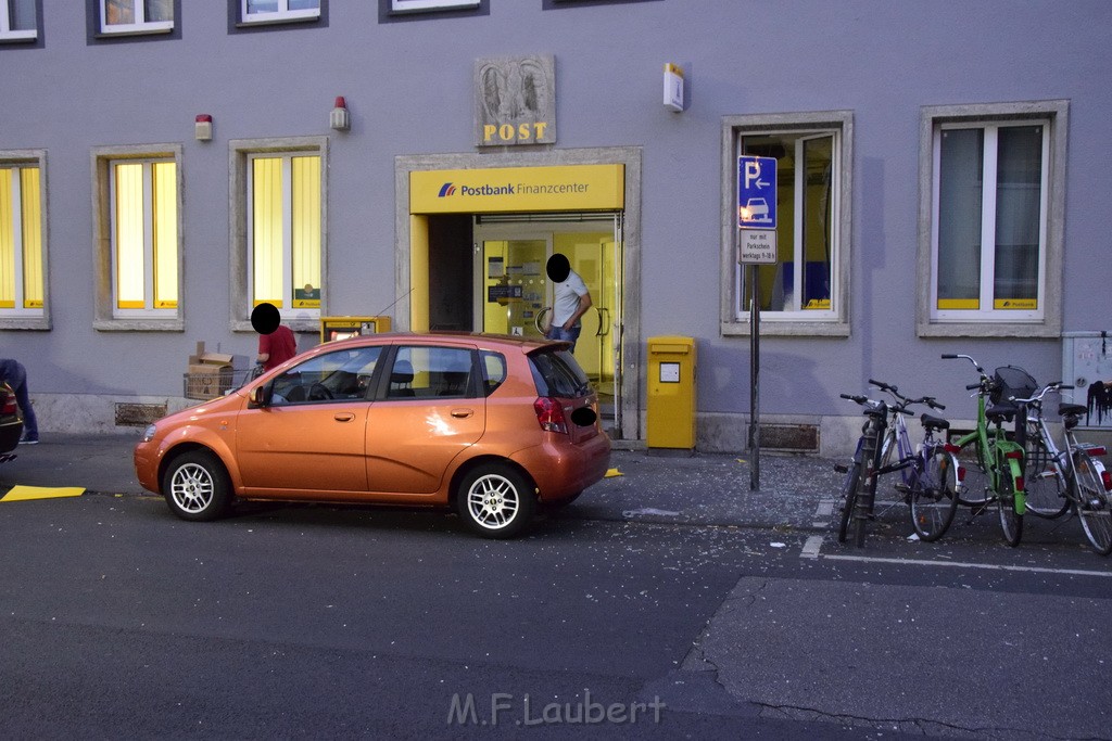 Geldautomat gesprengt Koeln Lindenthal Geibelstr P041.JPG - Miklos Laubert